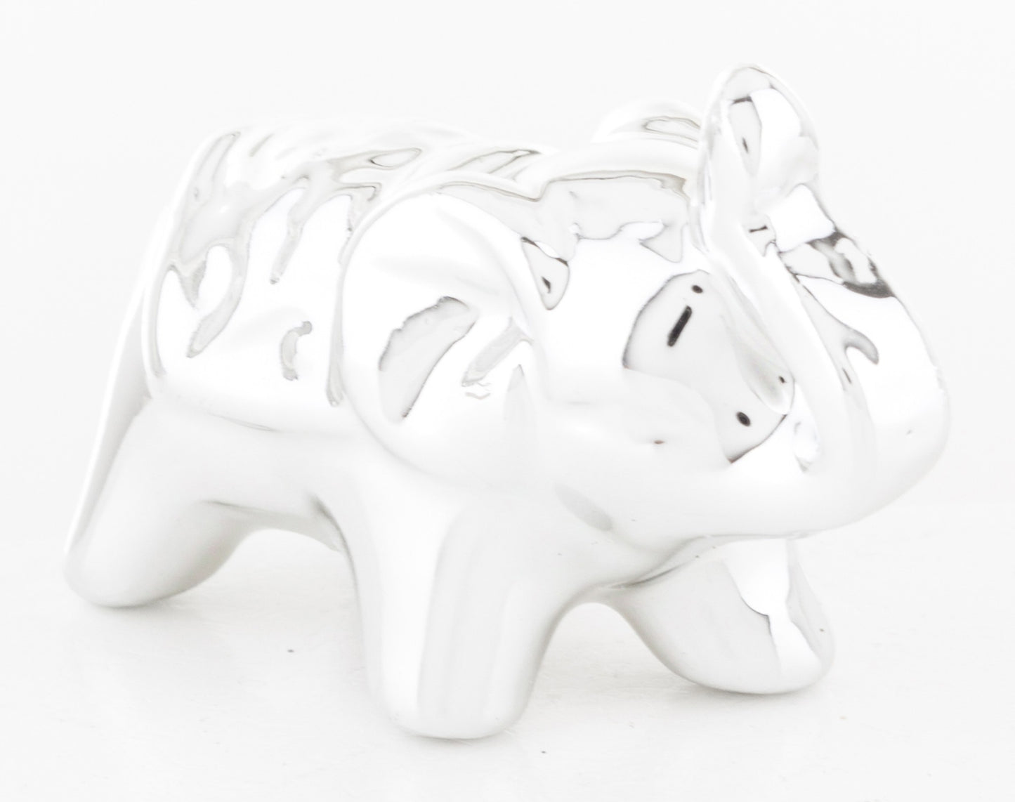 Micro elefant argintiu 3,5x4,5x2 cm – decor miniatural