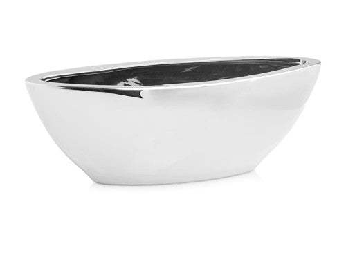 Ghiveci decorativ realizat din ceramică argintie cu finisaj premium și design elegant, ideal pentru decoruri moderne și sofisticate. Aspectul metalizat oferă un plus de stil și rafinament oricărui spațiu interior și completează perfect plantele decorative, florile sau suculentele. Este potrivit pentru living, dormitor, birou sau dining și reprezintă o alegere excelentă pentru decoruri glam și accesorii decorative premium.