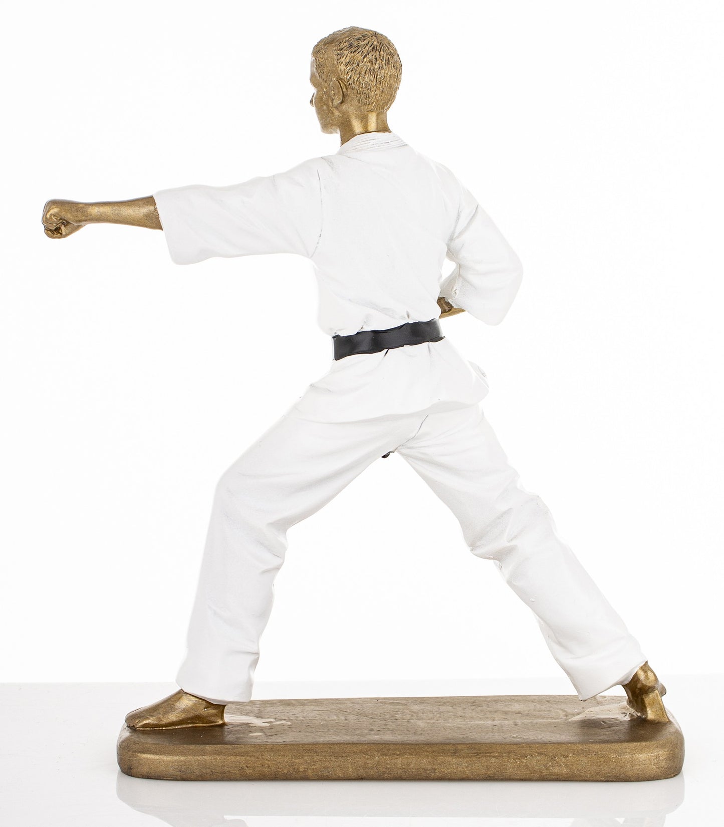 Figurină karate rășină