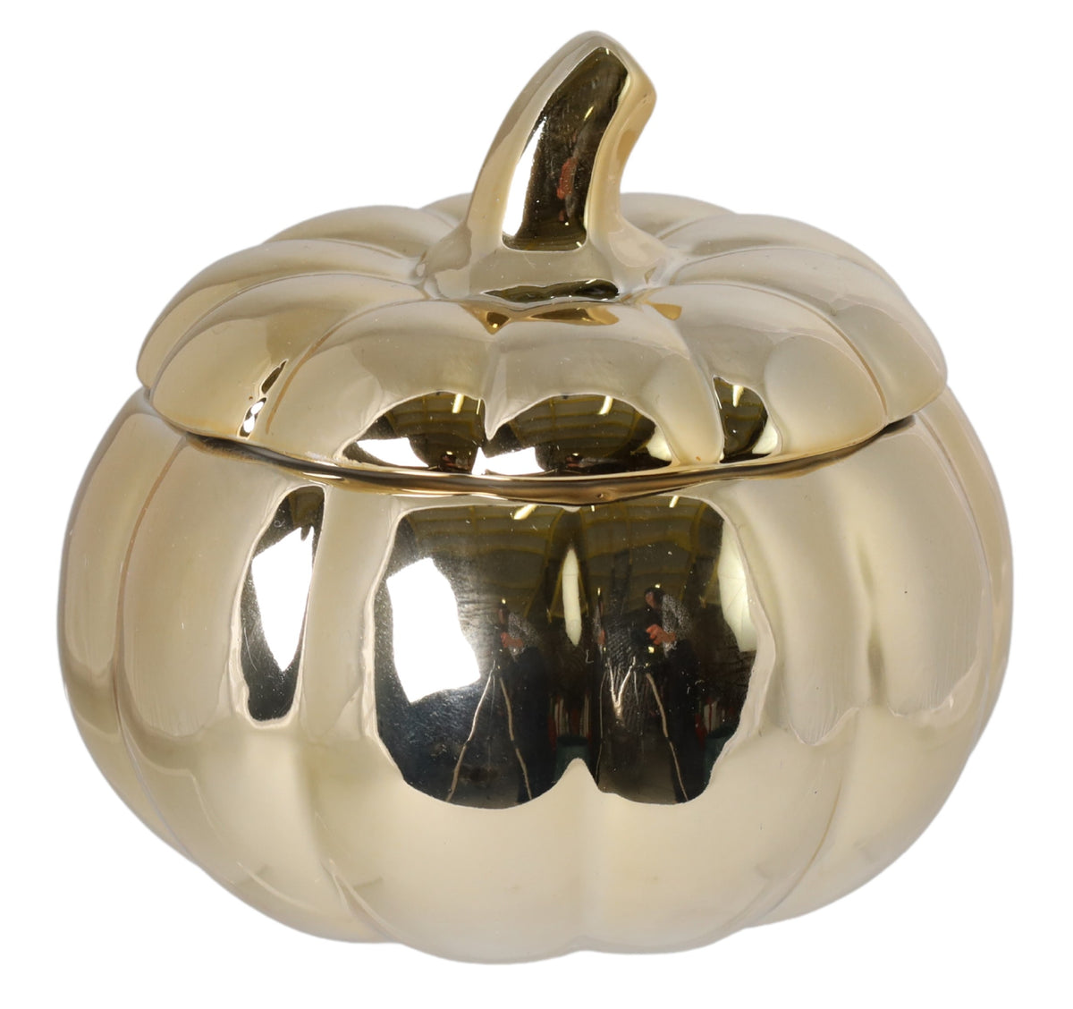 Bombonieră decorativă în formă de dovleac realizată în nuanță bej elegantă, perfectă pentru decoruri cozy de toamnă și amenajări sofisticate. Este ideală pentru depozitarea bomboanelor, biscuiților sau micilor accesorii decorative și poate fi amplasată în living, dining sau bucătărie. Forma sa elegantă inspirată de sezonul de toamnă oferă căldură și stil oricărui spațiu interior. Este o alegere excelentă pentru decor festiv, Halloween elegant, cadouri de casă nouă