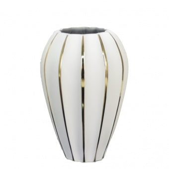 Cadou decorativ auriu din sticlă cu LED 18x18x26 cm.