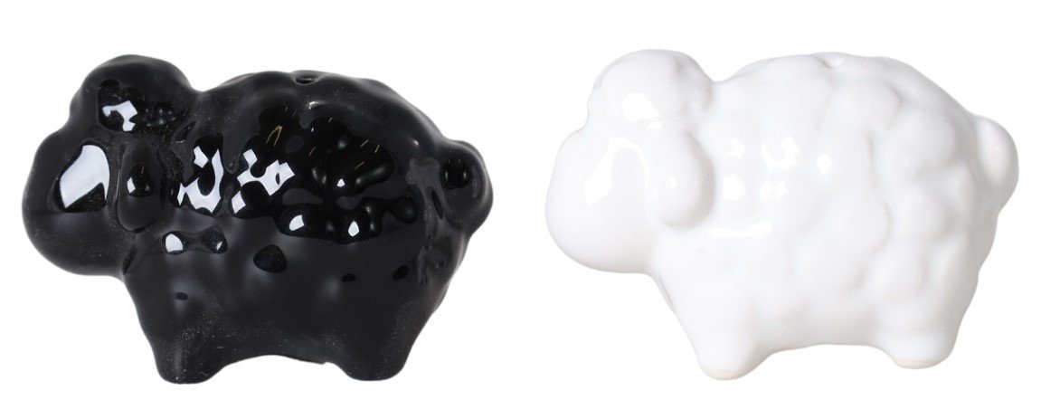 Solniță ceramică oaie neagră 6 cm, accesoriu decorativ și practic pentru masă festivă.