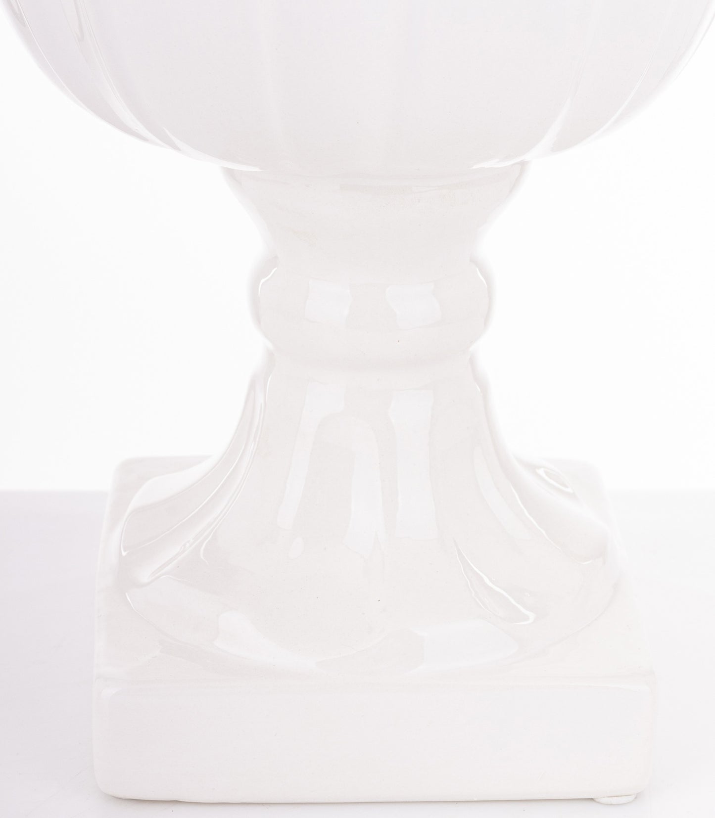 Vază albă din ceramică cu picior mare 40x27x27 cm