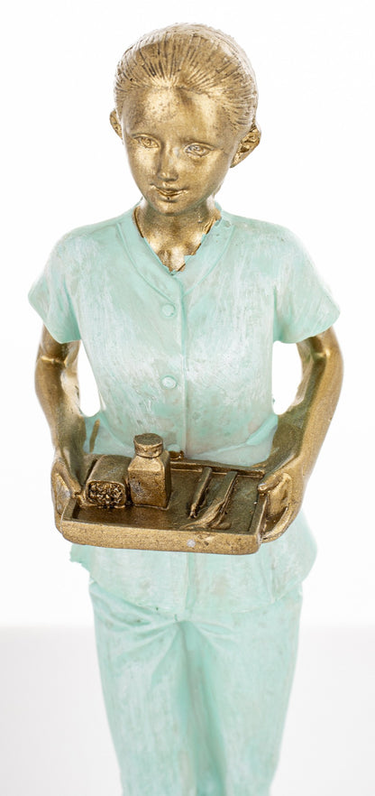 Figurină asistentă rășină