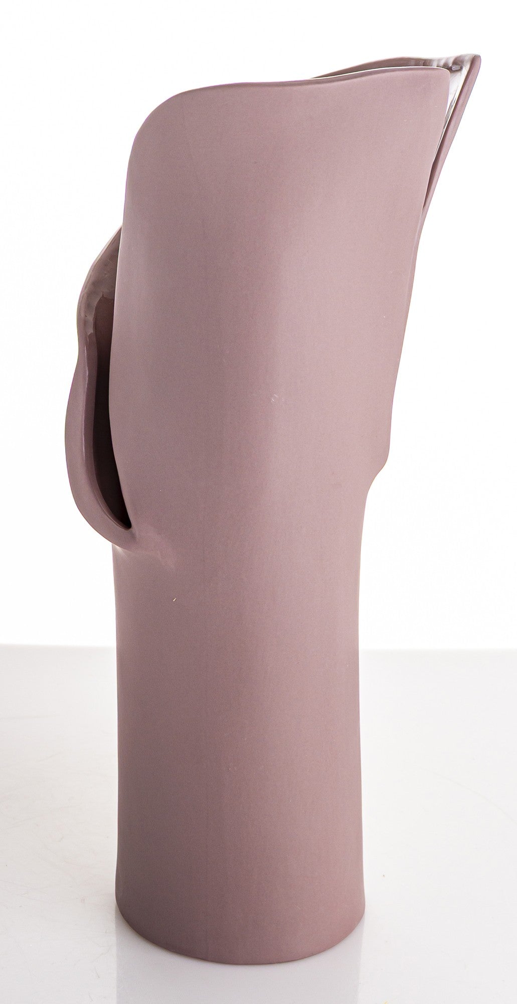 Vază porțelan roz minimalistă modernă, ideală flori, casă nouă și decor feminin elegant.