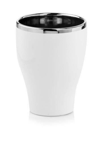 Ghiveci decorativ special conceput pentru orhidee, realizat din ceramică alb argintiu cu design elegant și finisaj premium. Combinația cromatică sofisticată și forma rafinată completează perfect frumusețea orhideelor și oferă un accent decorativ modern pentru living, dining, birou sau dormitor. Este ideal pentru plante elegante și reprezintă o alegere inspirată pentru cadouri oferite iubitorilor de flori și decoruri rafinate.