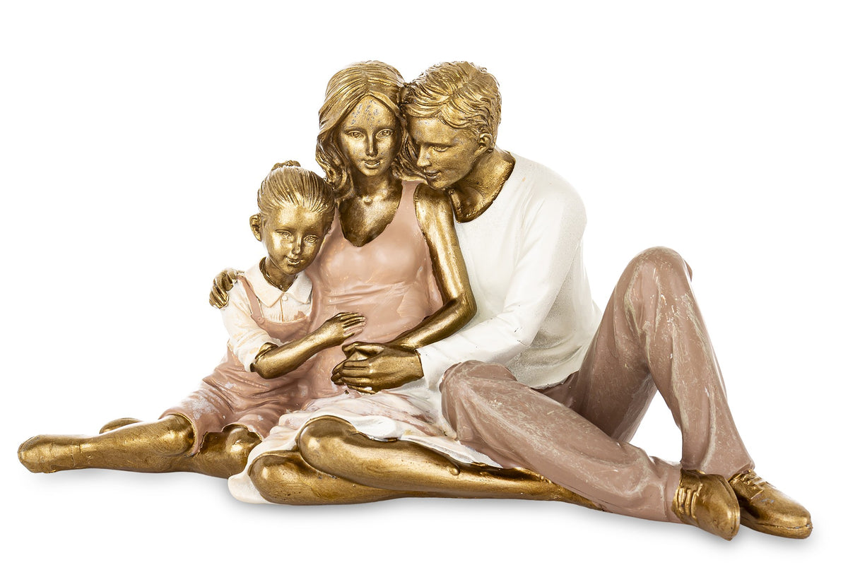 Figurină decorativă familie cu fetiță și mamă însărcinată, simbol al iubirii, creșterii și unității familiale. Este o piesă emoțională perfectă pentru decorul casei sau cadou cu semnificație profundă. Transmite căldură și poveste de familie.