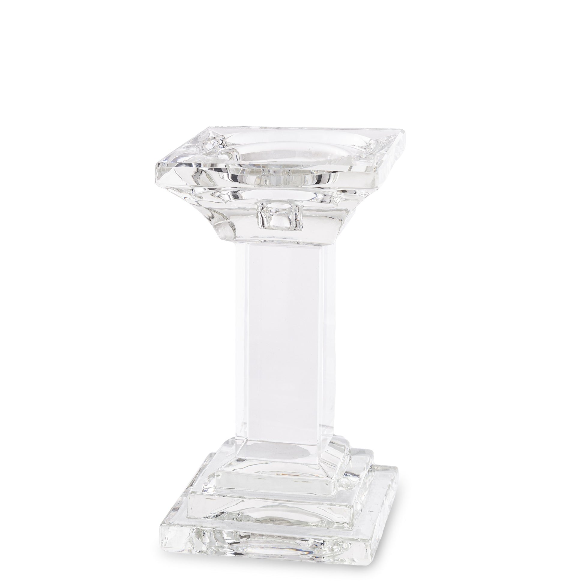 Sfeșnic din cristal masiv, dimensiuni 18x9,5x9,5 cm, perfect pentru a adăuga un strop de eleganță și strălucire decorului tău, ideal pentru ocazii speciale.