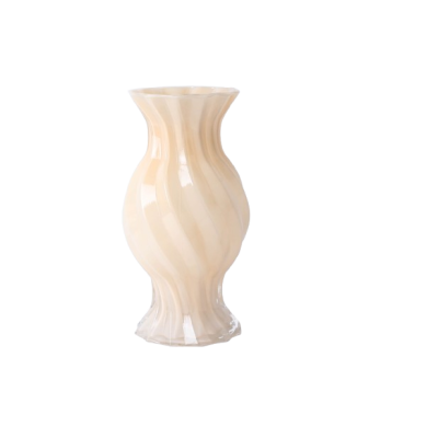 Vază decorativă din sticlă spiralată roz pastel de dimensiune mare, piesă statement cu design artistic și modern. Este ideală pentru decoruri elegante, living sau spații unde se dorește un accent vizual puternic. Se potrivește perfect cu flori voluminoase sau ca obiect decorativ de sine stătător.