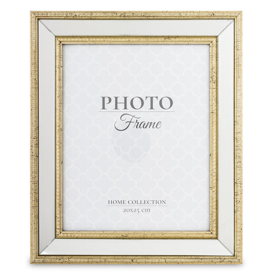 Ramă foto aurie cu oglinzi, dimensiuni 32x26,5x3-21 cm, din MDF și sticlă, perfectă pentru încadrarea fotografiilor, aducând un aer elegant și sofisticat în orice încăpere.