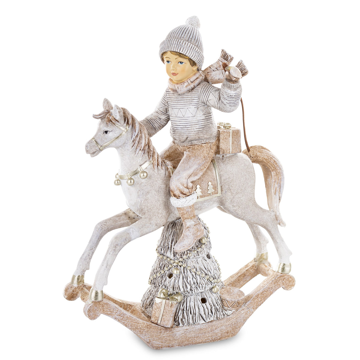 Figurina cu copil pe căluț de Crăciun aduce un accent vesel și nostalgic în decorul de sărbători. Poate fi așezată pe masă, raft, comodă, etajeră sau în vitrină și poate fi combinată cu alte figurine și ornamente pentru a crea o compoziție festivă. Este potrivită pentru amenajarea locuinței în perioada Crăciunului și poate contribui la o atmosferă caldă și copilăroasă. Figurina poate fi oferită cadou părinților, bunicilor, familiilor cu copii sau iubitorilor de decorațiuni de Crăciun