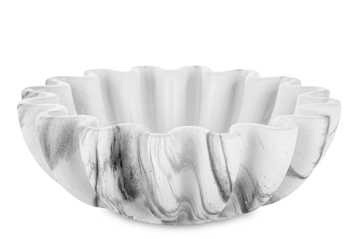 Bol decorativ din ciment cu efect marmorat, ideal pentru decor modern, minimalist sau industrial. Este perfect pentru living, dining sau birou și poate fi folosit ca piesă decorativă sau suport pentru obiecte mici. O alegere excelentă pentru cadou de casă nouă sau decor premium.