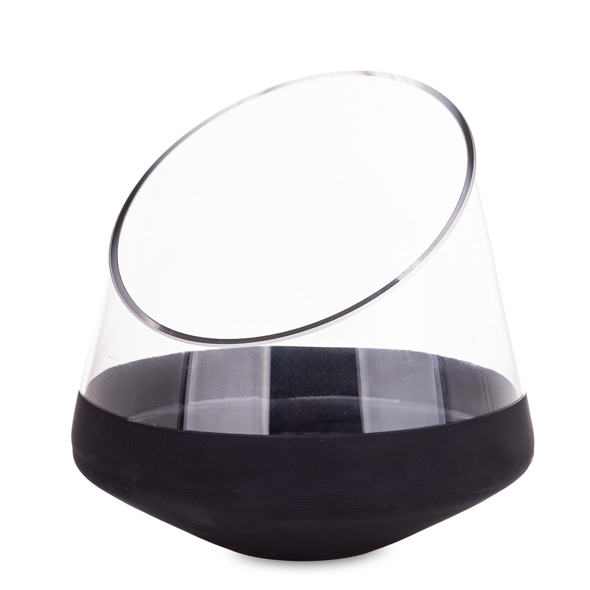 Bol decorativ din sticlă cu bază neagră, ideal pentru decor modern, minimalist sau luxury. Este perfect ca piesă centrală pe masă sau suport decorativ în living. Adaugă un accent sofisticat și elegant în orice spațiu contemporan.