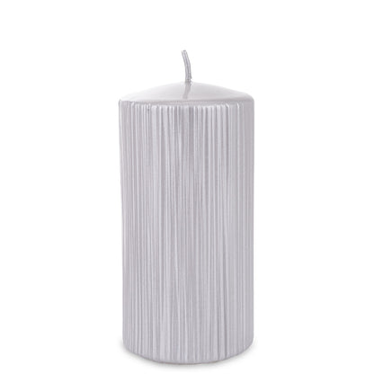 Lumânare argintie mare 15x7x7 cm, decor elegant și rafinat pentru interior, cadou pentru ocazii speciale, ornament sofisticat pentru living, dormitor sau birou, atmosferă relaxantă și primitoare