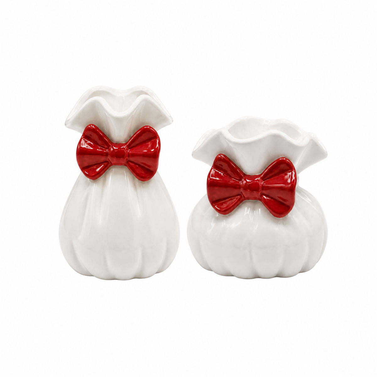 Vază ceramică albă cu fontă roșie, obiect decorativ pentru flori și amenajări interioare, prezentat ca accent pentru locuință