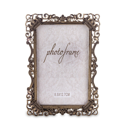 Ramă foto din alamă antichizată 16x11,5x1,5-9,5 cm, cadou și decor elegant, mentha - flori, cadouri și decorațiuni